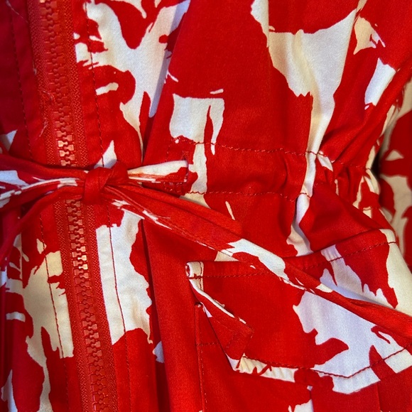 Petite PXL Red White Abstract Print Jacket Zip Front Drawstring Utility - Picture 2 of 8